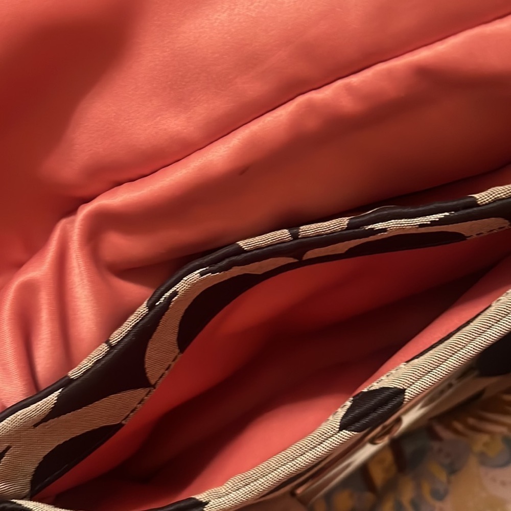 Coach Black and Tan Shoulder Bag - Picture 6 of 13
